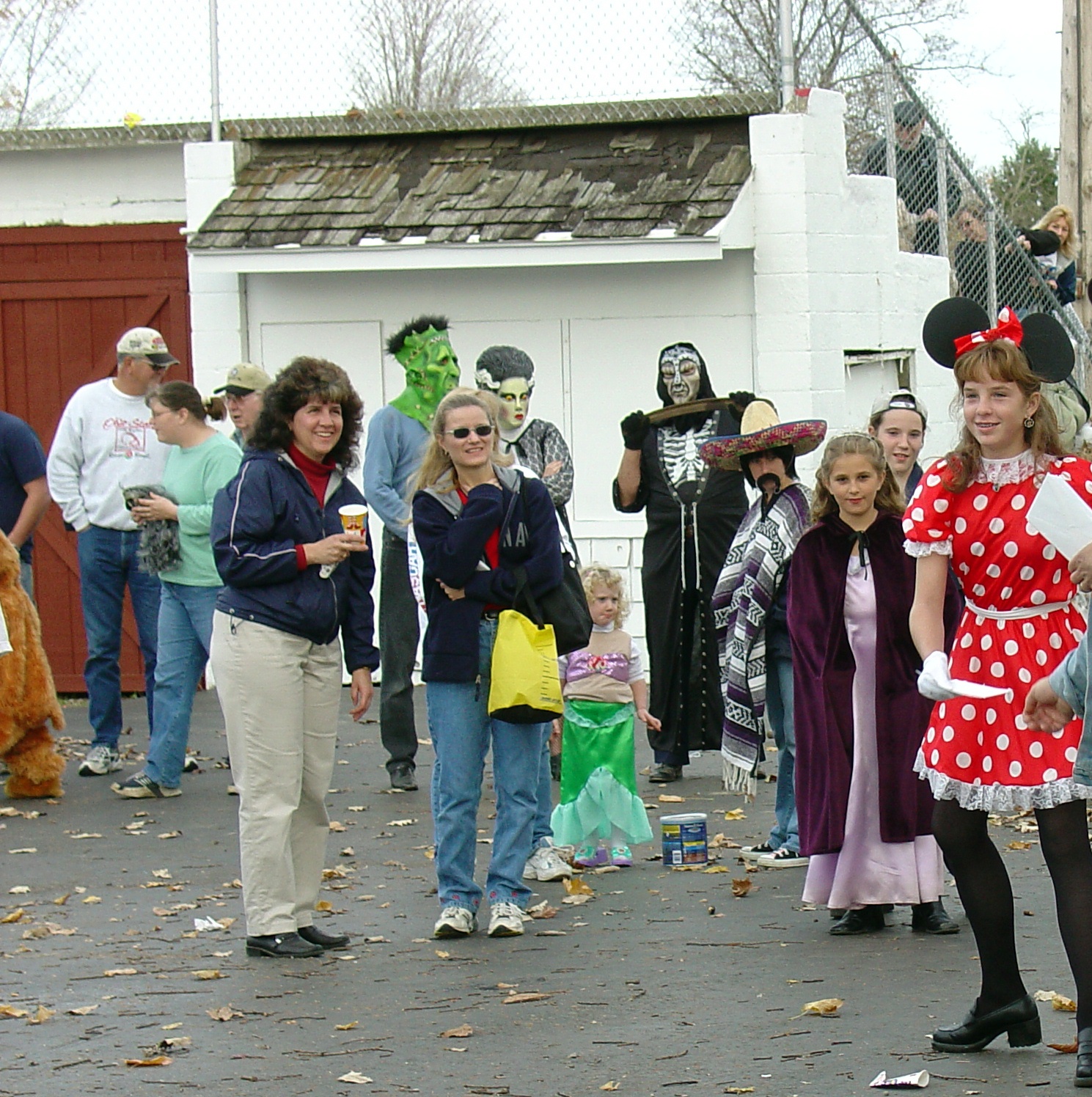 trick or treat parade from 2004 20